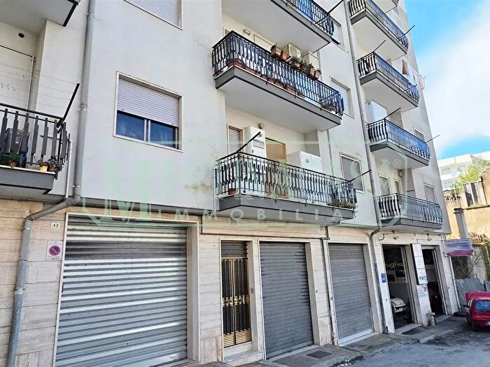 Appartamento quadrilocale in vendita in Via Carlo Pisacane, Martina Franca