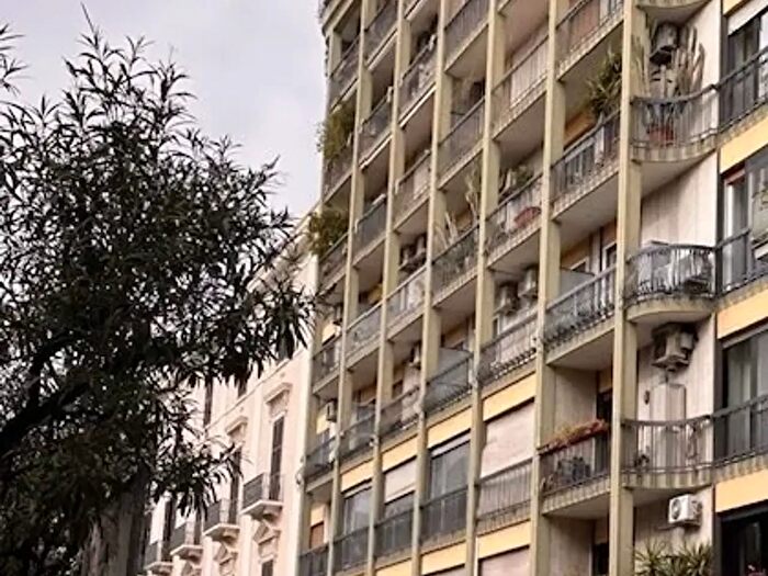 Appartamento con 7 locali in vendita in Piazza Garibaldi, Bari