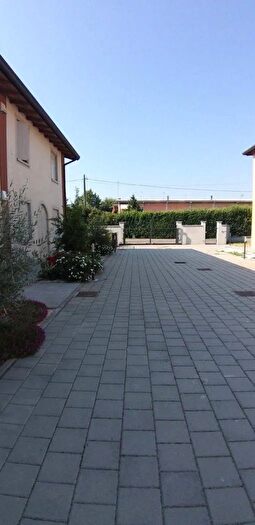 Appartamento trilocale in vendita in Via Zoccolo Bomporto Modena, Bomporto