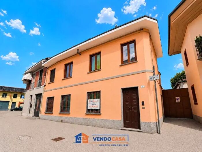 Casa quadrilocale in vendita in Via Braida, Carignano