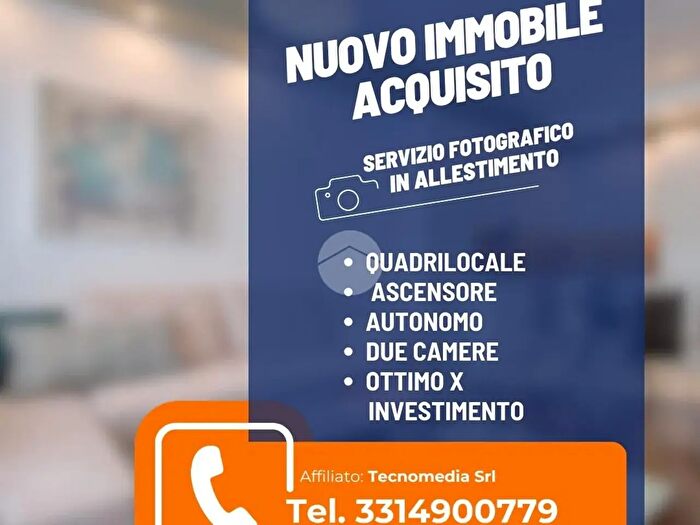 Appartamento quadrilocale in vendita in Via Donghi, Genova