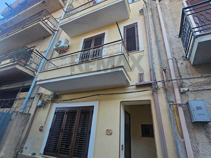 Casa con 5 locali in vendita in Via Schettino, Casteldaccia