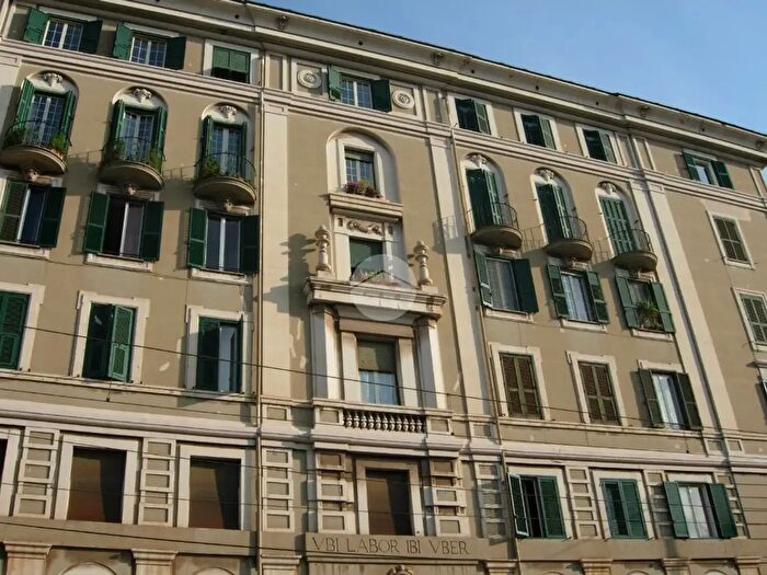 Appartamento quadrilocale in vendita in Via Giovanni Giolitti, Roma