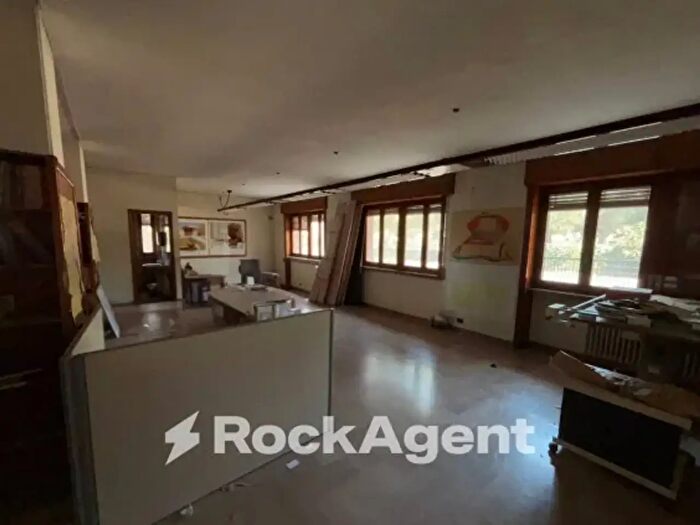 Appartamento con 5 locali in vendita in Via Vincenzo Gioberti, Foggia