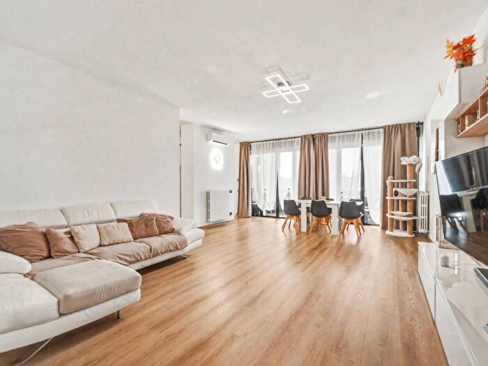 Appartamento trilocale in vendita in Viale Giacomo Matteotti, Centro, Rubiera