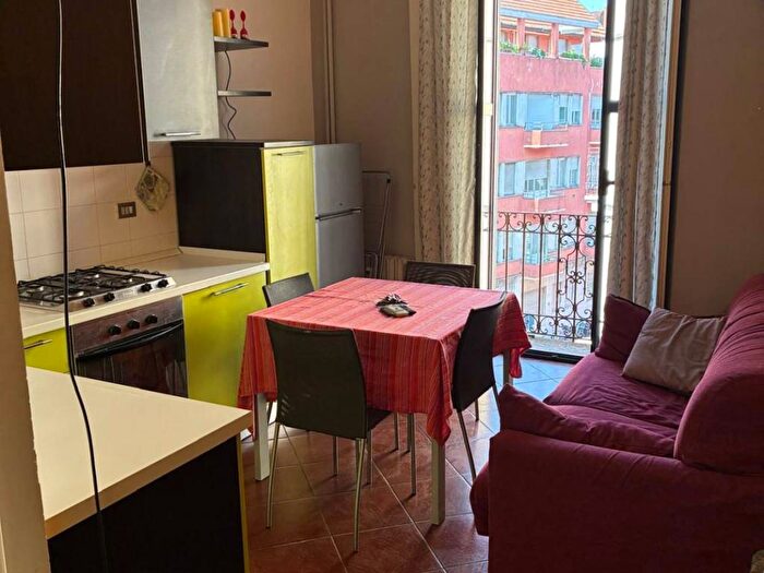 Appartamento bilocale in affitto in Via Augusto Anfossi, Montenero, Milano