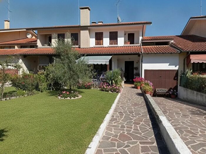 Casa quadrilocale in vendita in Via Corrado Gini, Motta Di Livenza