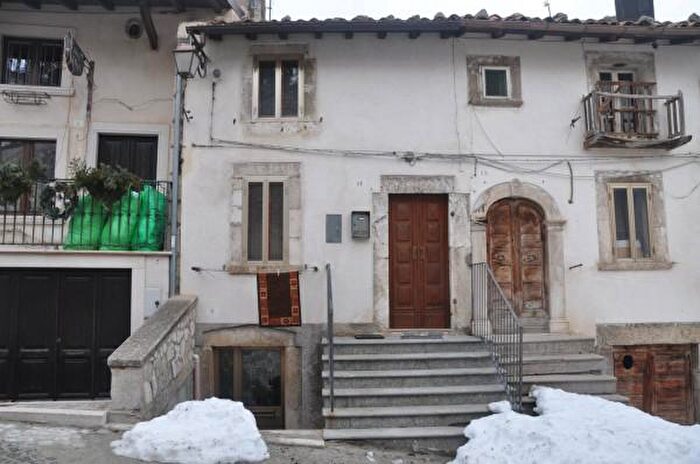 Casa con 5 locali in vendita in Via Collicelle, Pescocostanzo