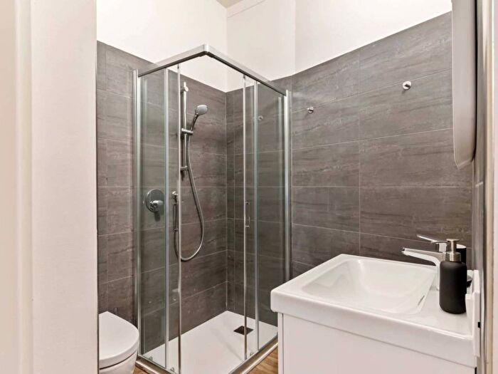 Appartamento in affitto in Via Luciano Manara, Guastalla, Milano