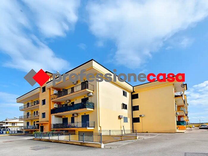 Appartamento trilocale in vendita in Via Ponte Colonna, Santa Maria Capua Vetere