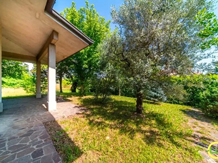 Casa con 5 locali in vendita in Via Isonzo, Cormons