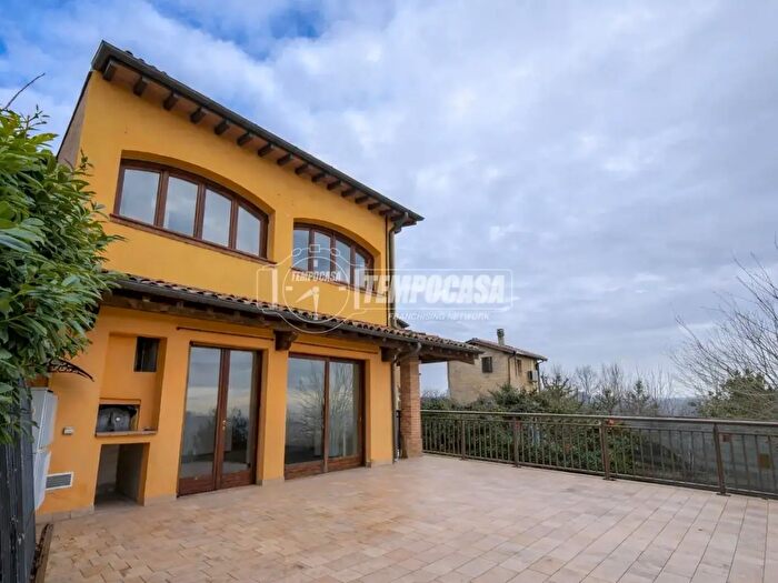 Casa con 6 locali in vendita in Via Cimitero, Castelvetro Di Modena