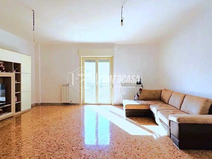 Appartamento trilocale in vendita in Monopoli