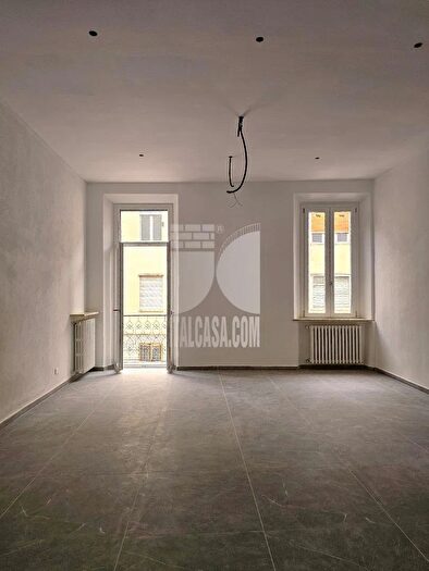 Appartamento con 5 locali in vendita in Via G Finzi, Mantova