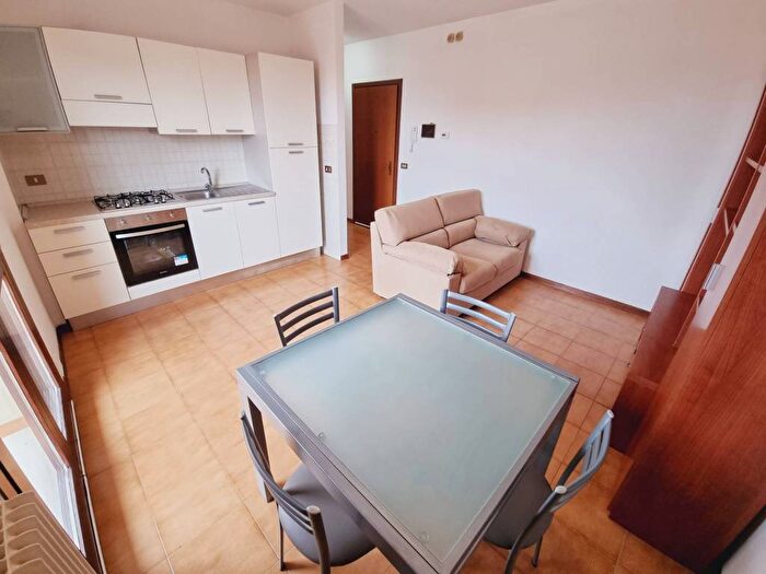 Appartamento bilocale in affitto in Via Emilia, Beivars, Udine