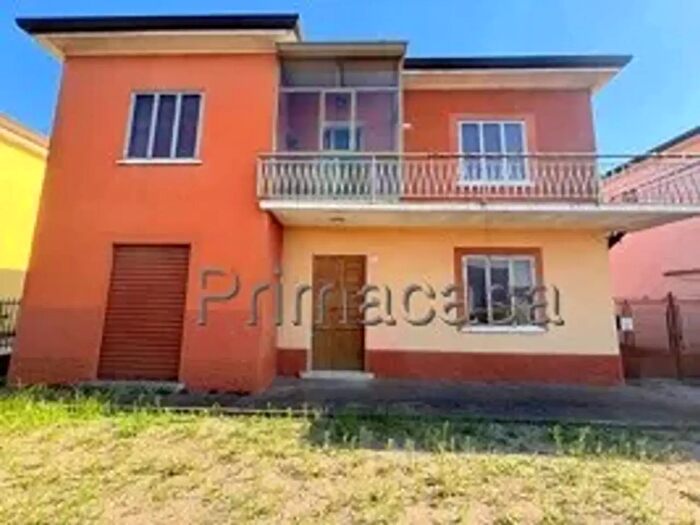 Casa con 10 locali in vendita in Via Venera, Sanguinetto