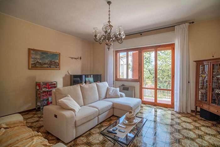 Appartamento con 5 locali in vendita in Via delle Ghiande, Perugia