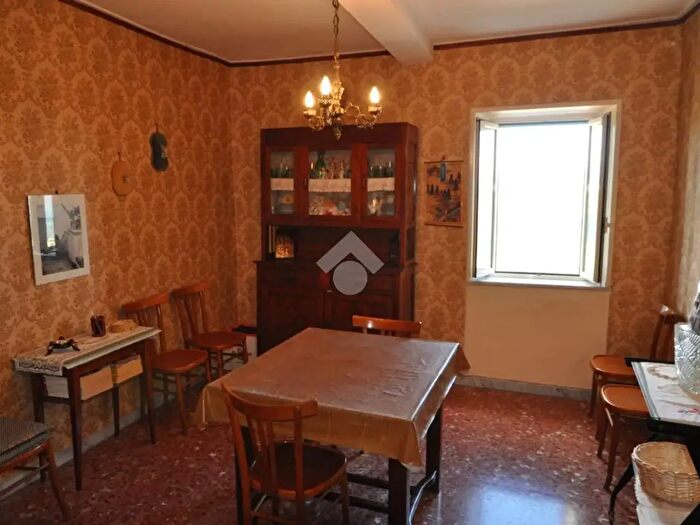 Appartamento trilocale in vendita in Via delle Logge, San Vito Romano