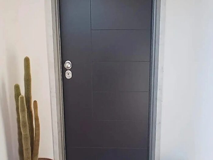 Casa con 5 locali in vendita in Carrara