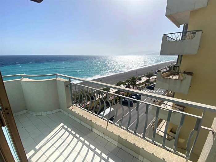 Appartamento quadrilocale in affitto in Catanzaro