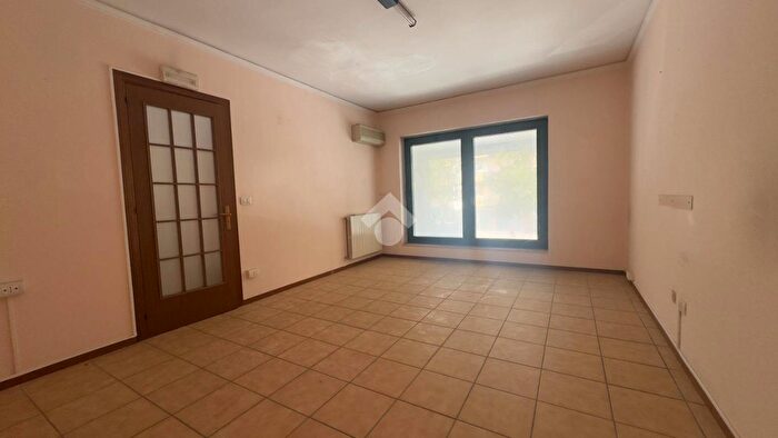 Appartamento trilocale in vendita in Via Archimede, Ragusa