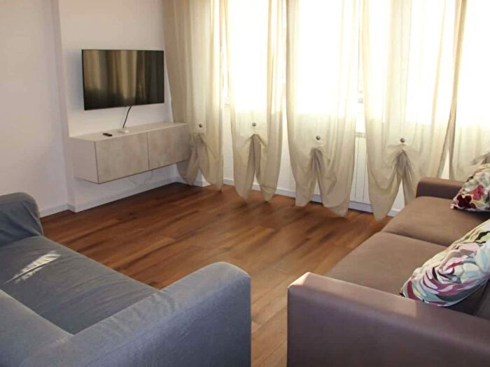 Appartamento trilocale in affitto in Via Orazio dello Sbirro, Ostia Ponente, Roma