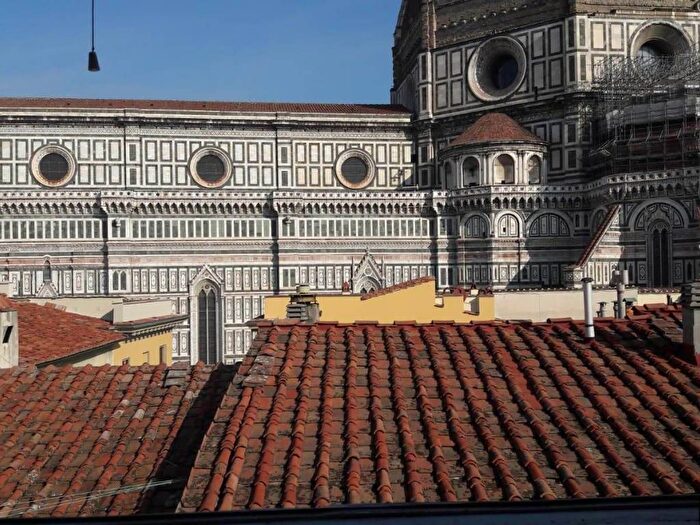 Appartamento bilocale in affitto in Piazza del Duomo, Duomo, Firenze