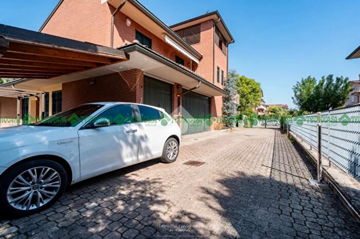 Case in Vendita e in Affitto - 3