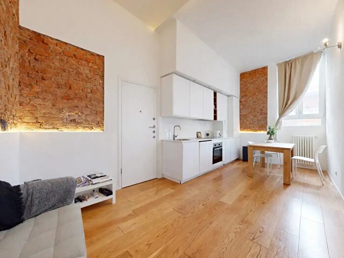 Appartamento bilocale in vendita in Via Padova, Milano