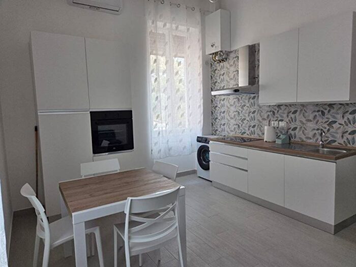 Appartamento bilocale in affitto in Via Ferdinando Lavanga, Centro, Formia