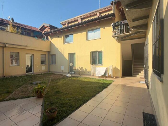 Appartamento bilocale in affitto in Via Leinì, Barriera di Milano, Torino