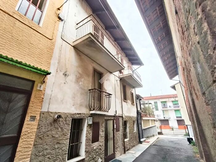 Appartamento bilocale in vendita in Vicolo Pietro Micca, Gassino Torinese