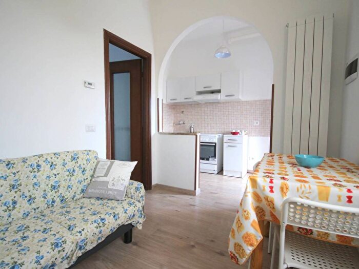 Appartamento bilocale in affitto in Via Magenta, Centro, Cornaredo