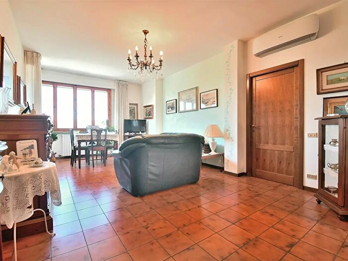 Appartamento con 5 locali in vendita in Via di Casabassa, Colle Di Val DElsa