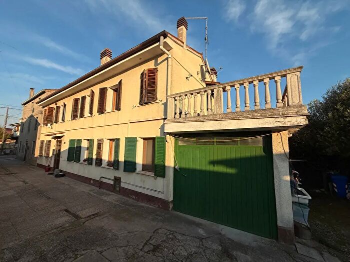Casa quadrilocale in vendita in Via Santa Giustina, Cologna Veneta