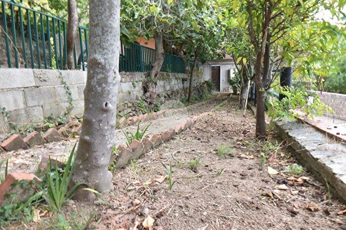 Casa trilocale in vendita in Via Sant Antonio Abate, Torchiara