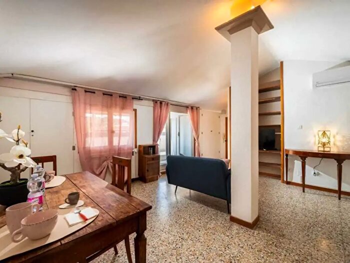 Appartamento bilocale in affitto in Via Cherubino Ghirardacci, Bologna