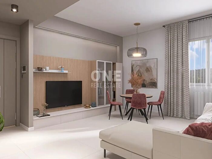 Appartamento trilocale in vendita in Via Cavour, Villasanta