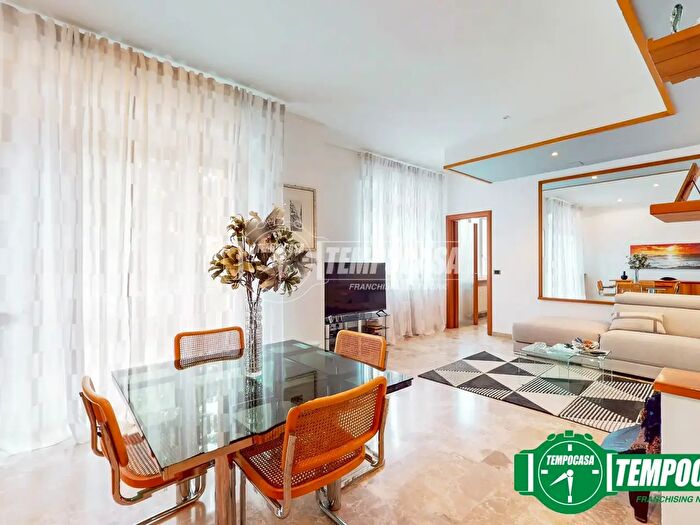 Appartamento con 6 locali in vendita in Valenza