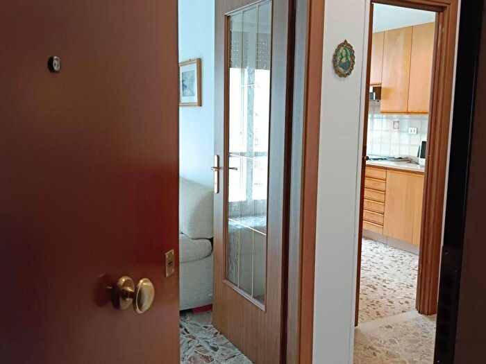 Appartamento quadrilocale in affitto in Via del Ponte, Parona, Verona