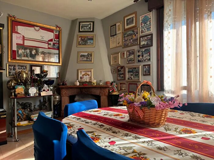 Appartamento quadrilocale in vendita in Via Girolamo Beccari Snc, Montagnana