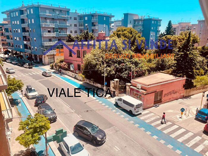 Appartamento con 5 locali in vendita in Viale Tica, Siracusa