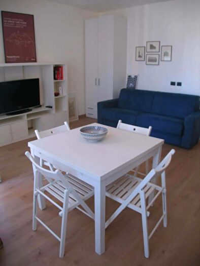 Appartamento monolocale in affitto in Via Ruggero Leoncavallo, Milano