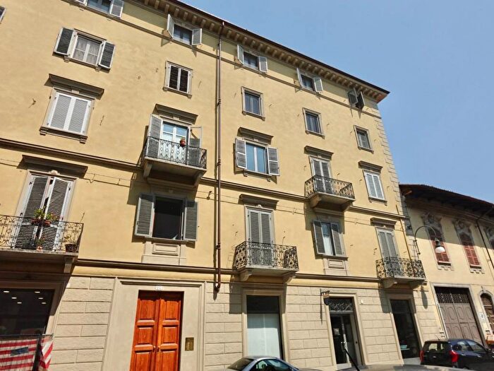 Appartamento trilocale in affitto in Via Martiri della Libertà, Gran Madre Crimea, Torino