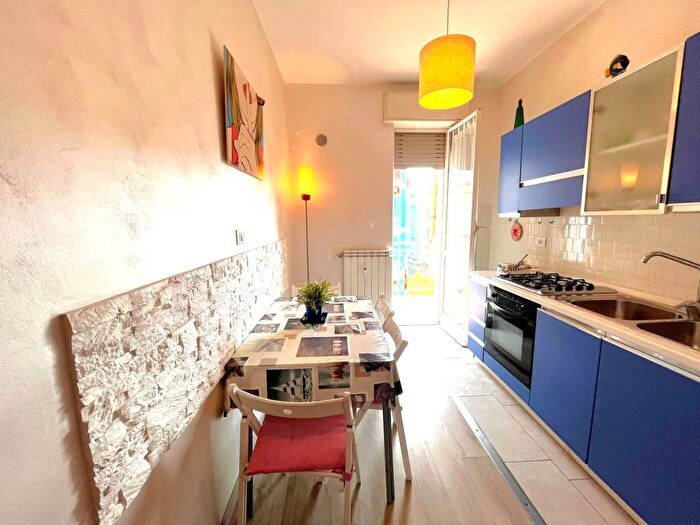 Appartamento bilocale in affitto in Via Palermo, Borghetto Santo Spirito