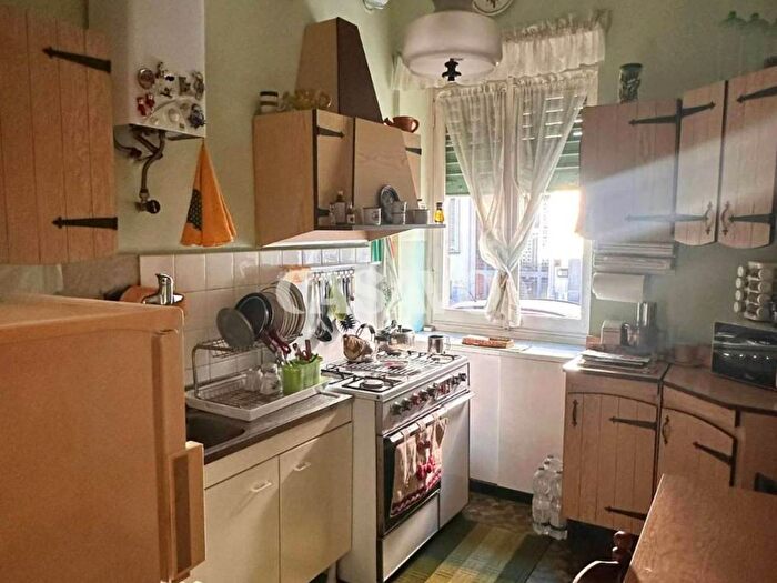 Appartamento trilocale in vendita in Via Borgomanero, Parella, Torino