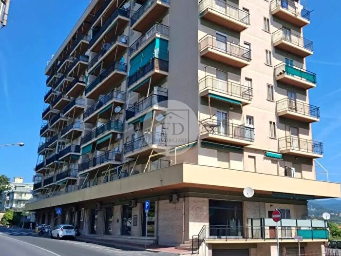 Appartamento bilocale in vendita in Via Michelangelo, Borghetto Santo Spirito