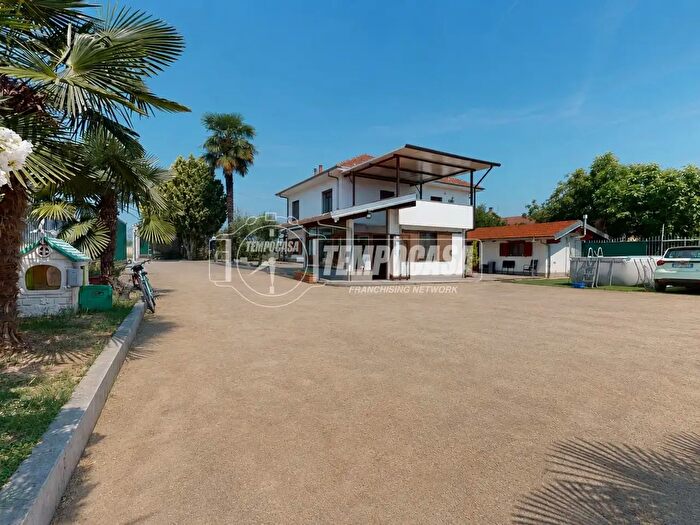 Casa con 8 locali in vendita in Via Biancone, Alpignano