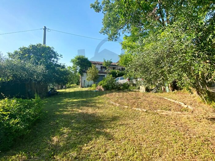 Casa con 17 locali in vendita in Verucchio Rn, Verucchio