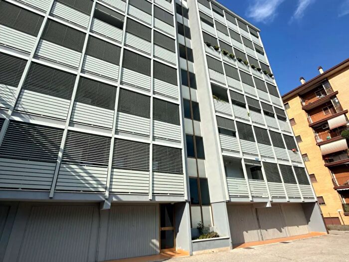 Appartamento quadrilocale in vendita in Viale Strasburgo b, Frosinone